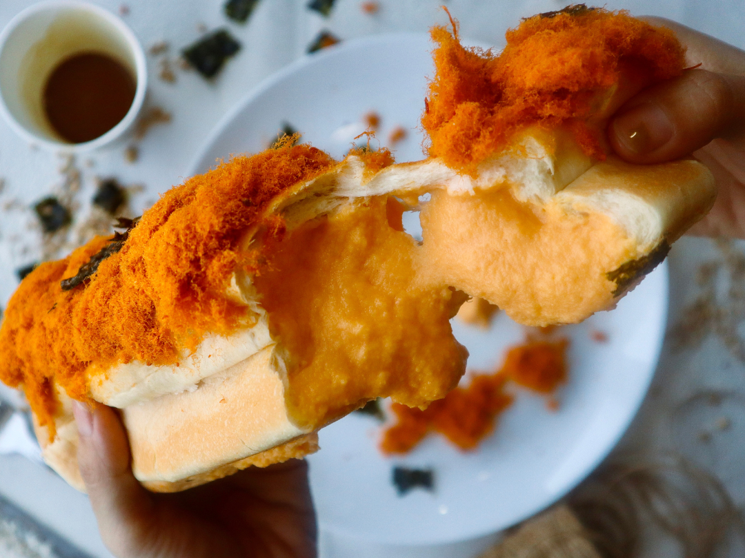 bánh mì phô mai hoàng kim