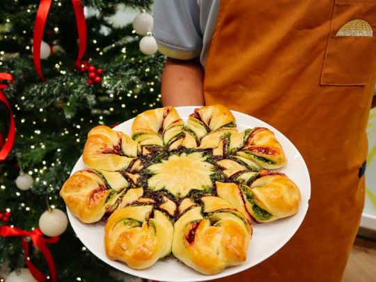 bánh mì ngôi sao Giáng sinh